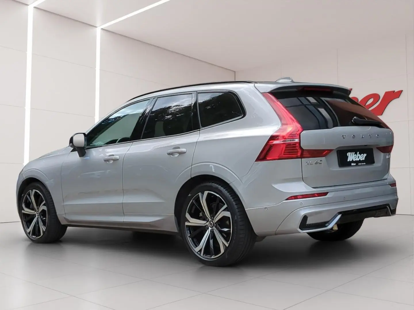 XC60 B4 AWD Ultimate Dark  Luft AHK SH BLIS 360