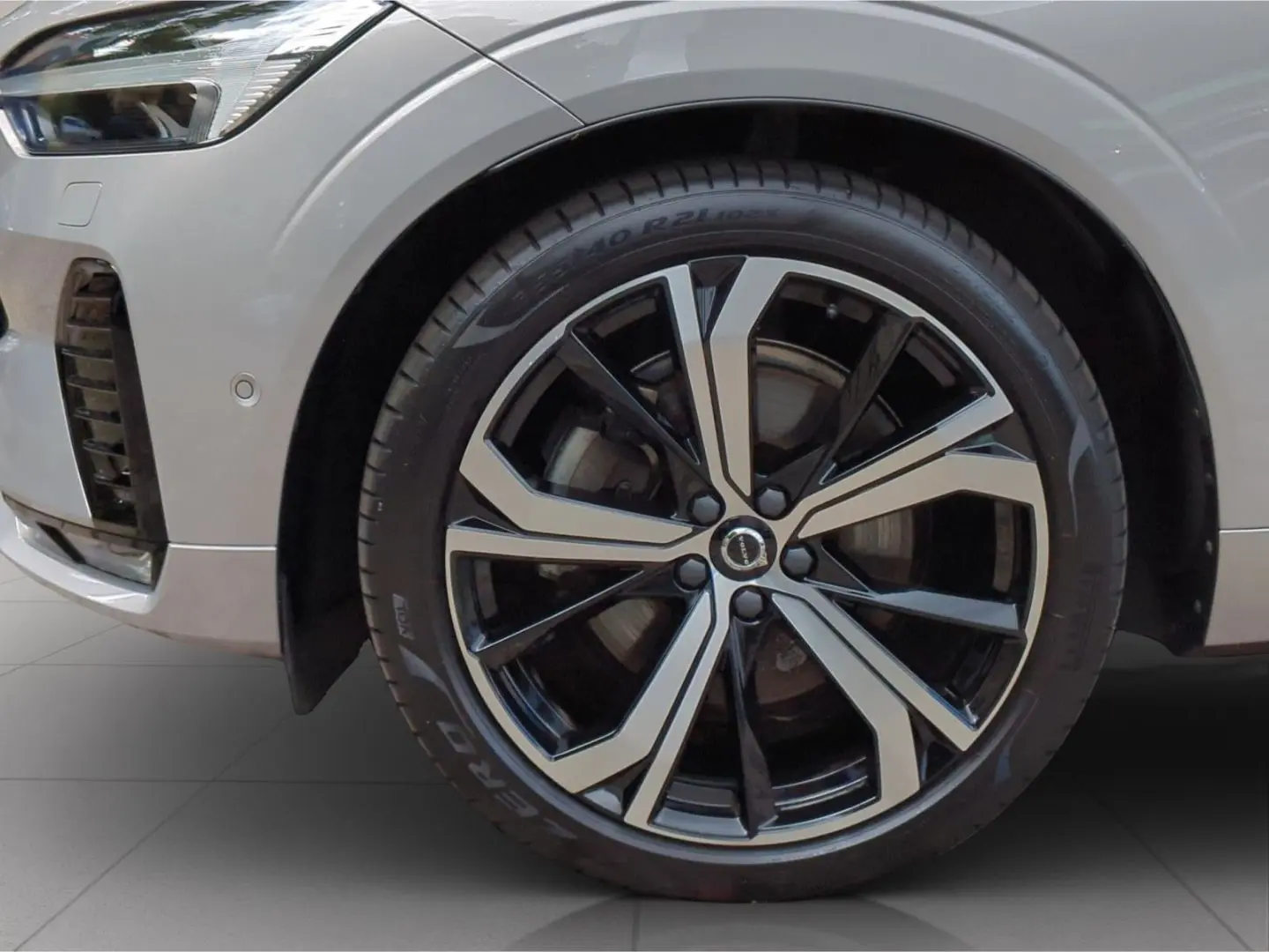 XC60 B4 AWD Ultimate Dark  Luft AHK SH BLIS 360