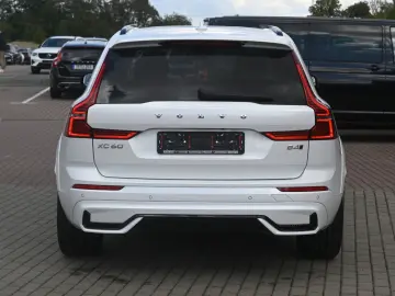 XC60 UltimateDark AWD MASS LUFT HUD B&W 22  360