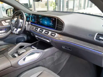 GLE 53 4M  Coupé Night Carbon Performance Abgas