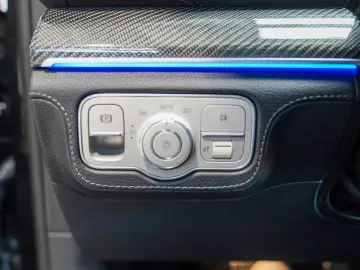 GLE 53 4M  Coupé Night Carbon Performance Abgas