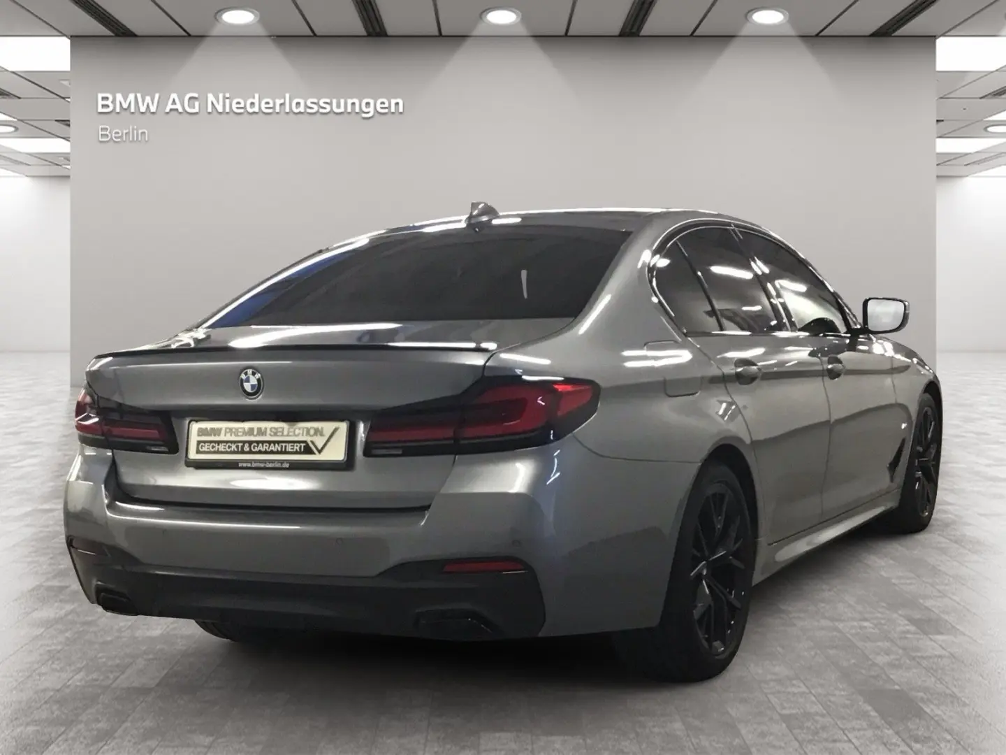 540i xDrive Limousine M Sport Standheizung