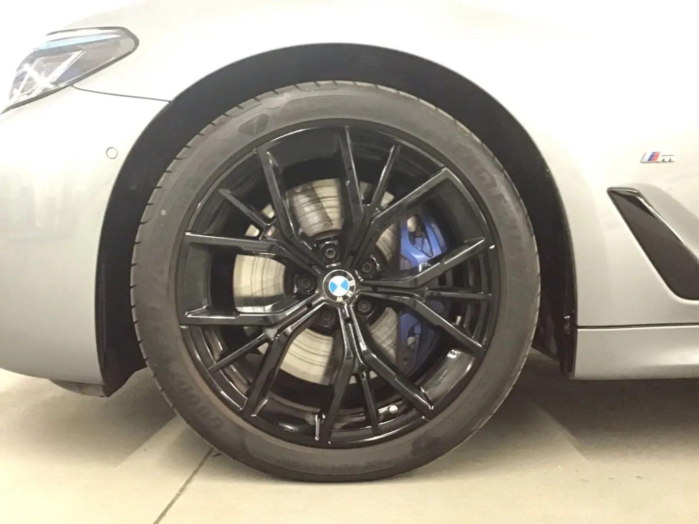 540i xDrive Limousine M Sport Standheizung