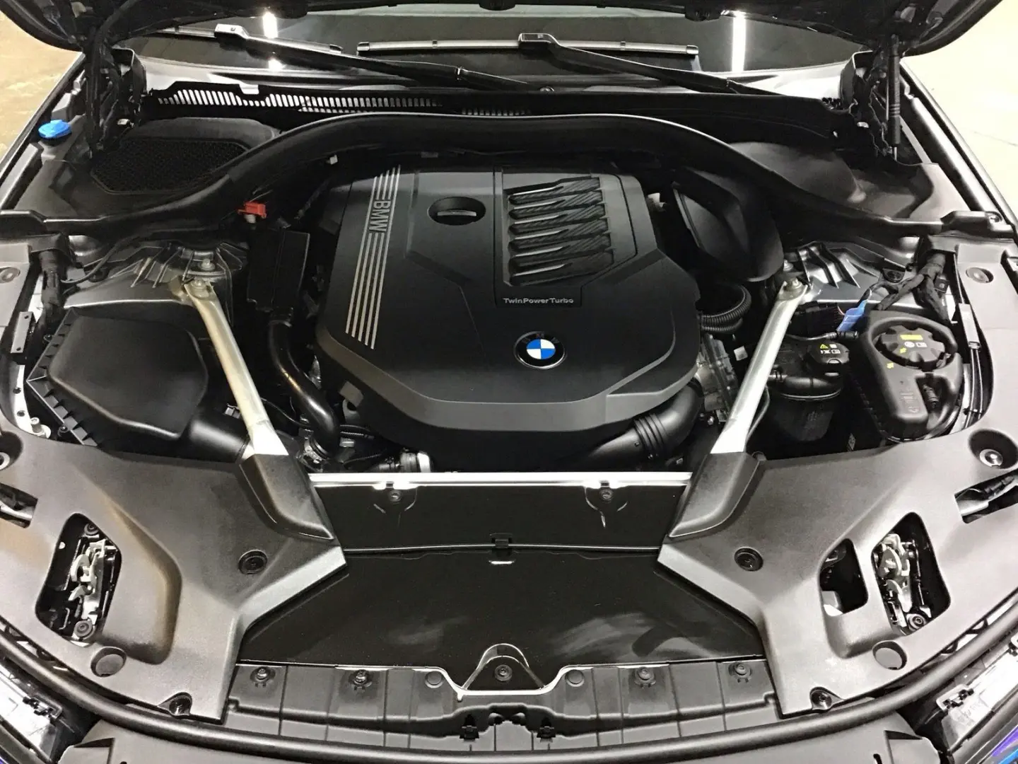 540i xDrive Limousine M Sport Standheizung