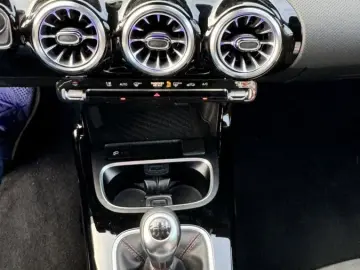 CLA 200 Coupé  AMG LED Sondsystem Rückfahrk.