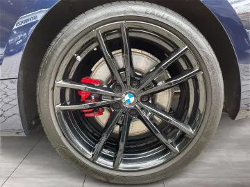 M440i xDrive Coupé Adaptives M Fahrwerk-Standhei