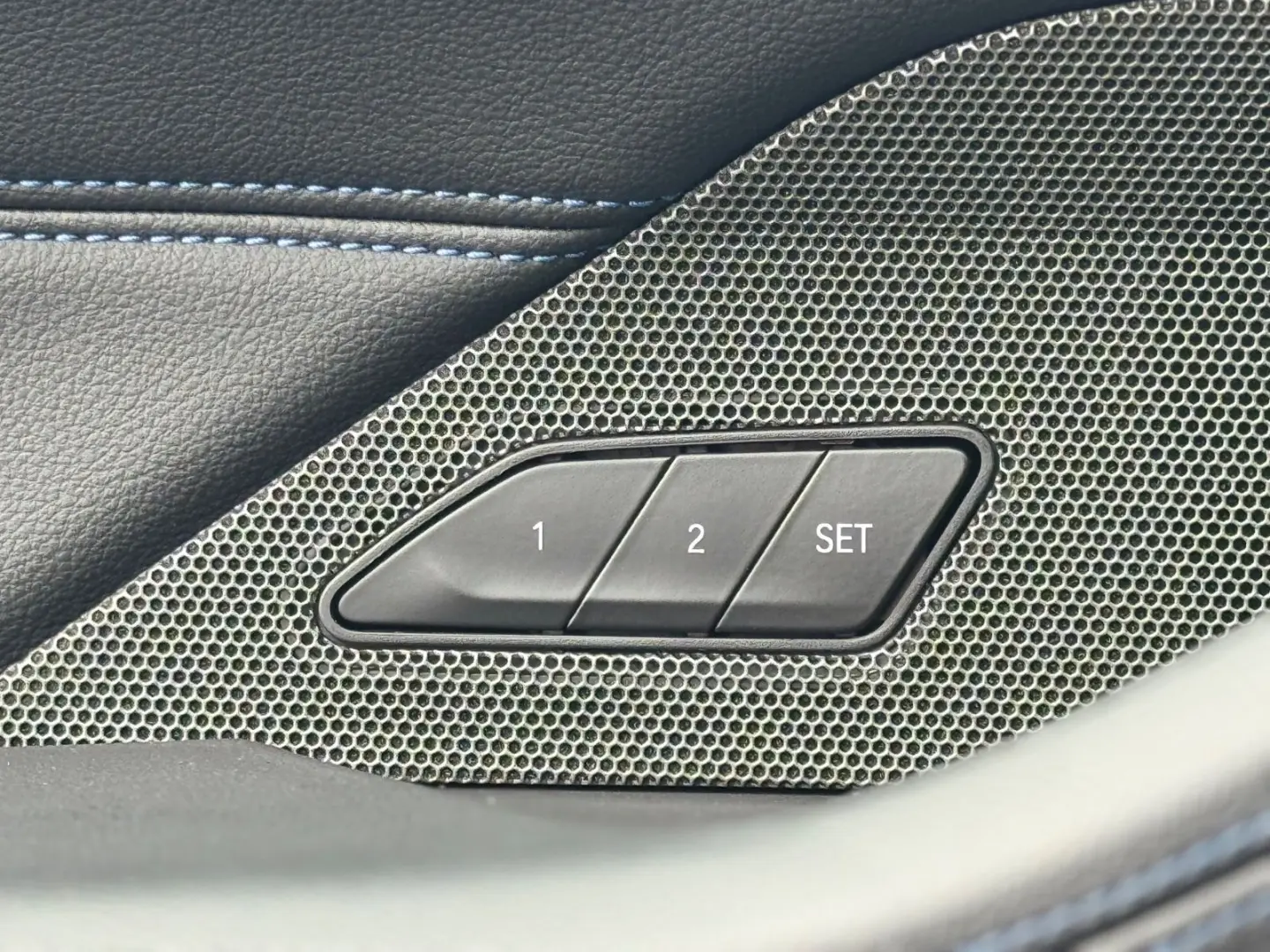 4 Coupe M440 d xDrive Schiebedach TÜV Bis 07.27