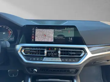 M440i xDrive Coupé 19  Carbon H&K Standhzg HUD