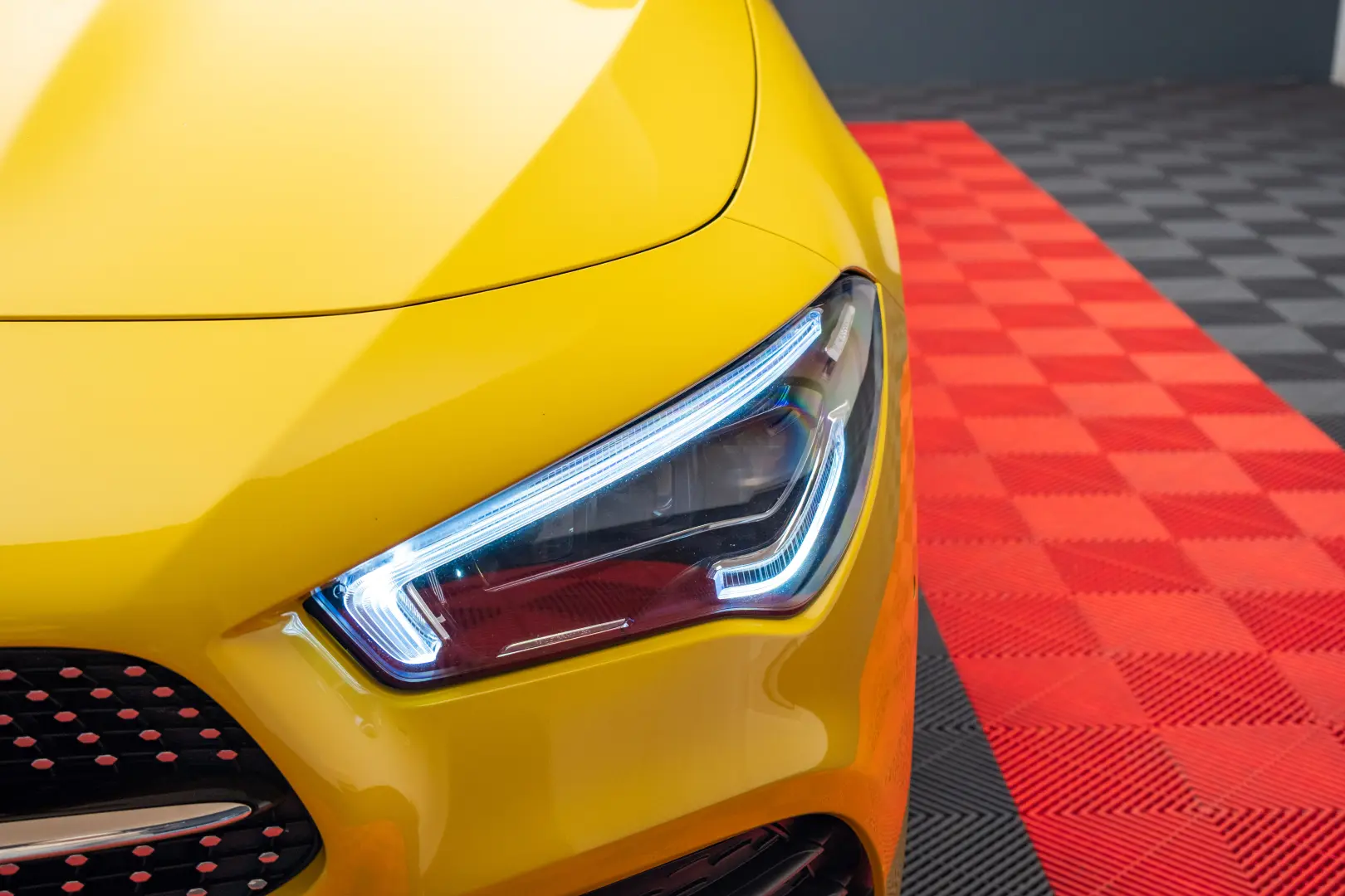Mercedes Benz CLA 250