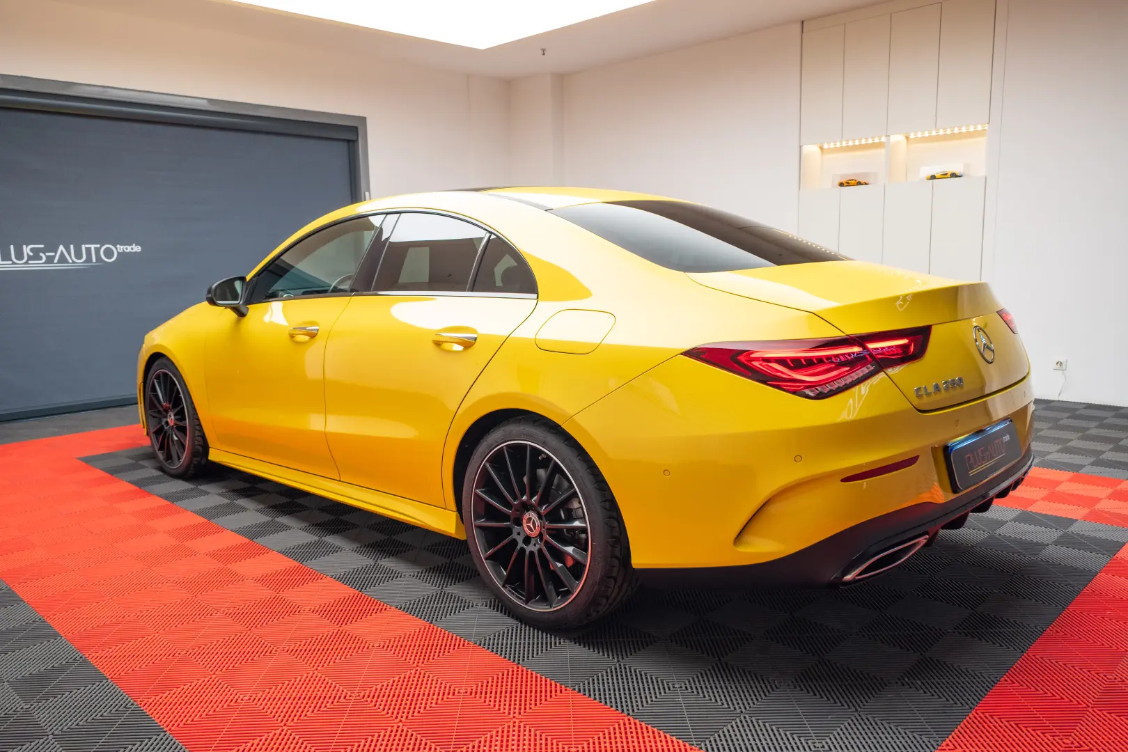 Mercedes Benz CLA 250