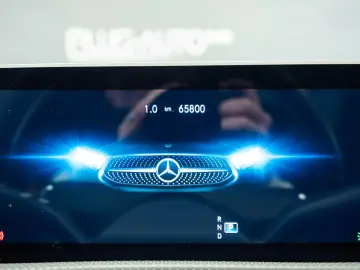 Mercedes Benz CLA 250
