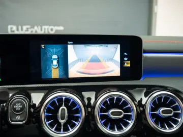 Mercedes Benz CLA 250