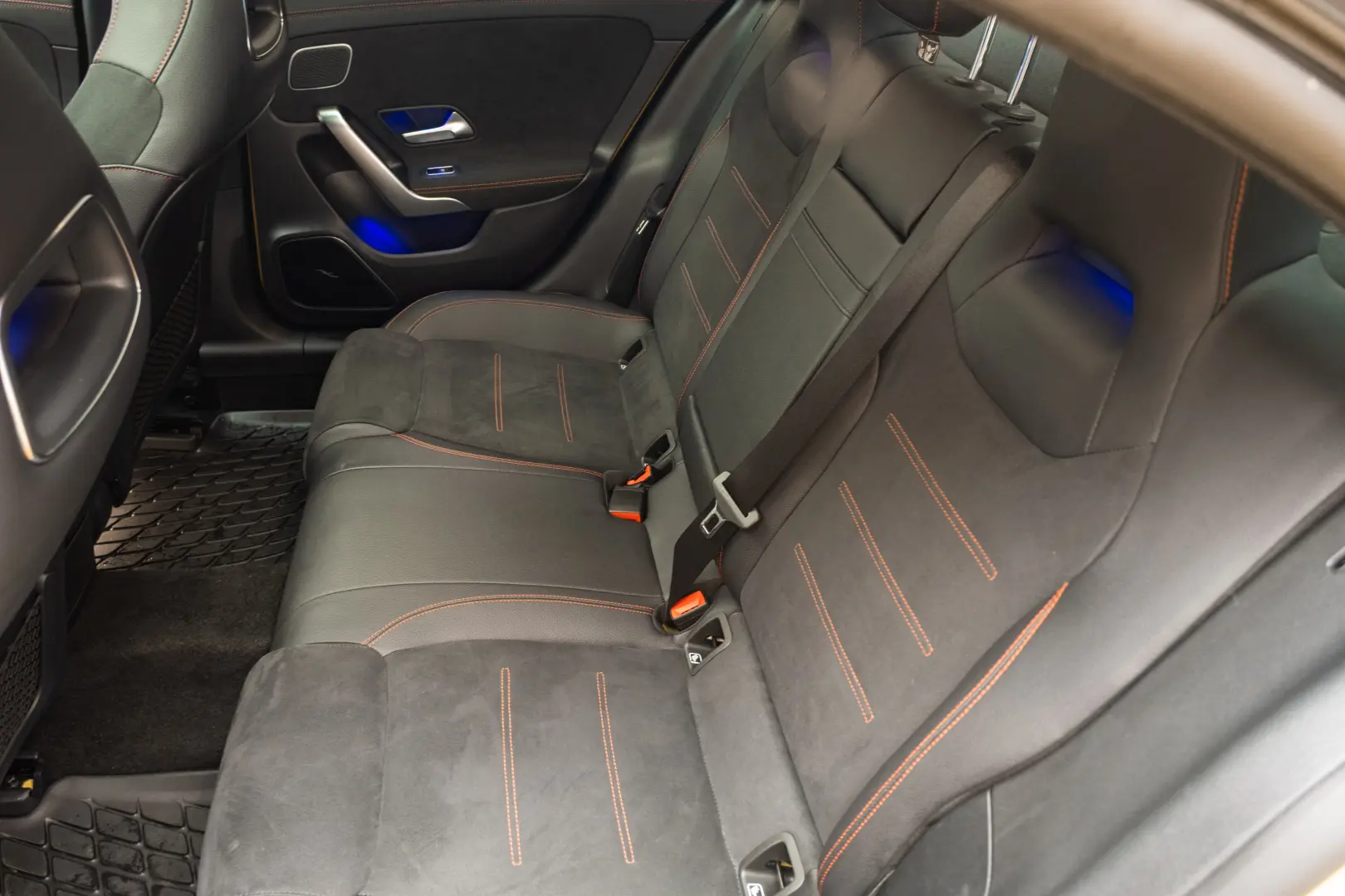 Mercedes Benz CLA 250