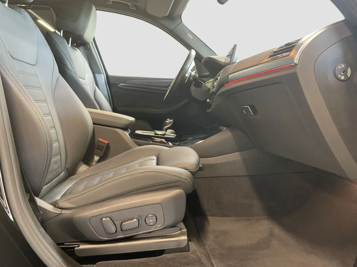 X3 xDrive30i M Sport Standheizung Navi AHK