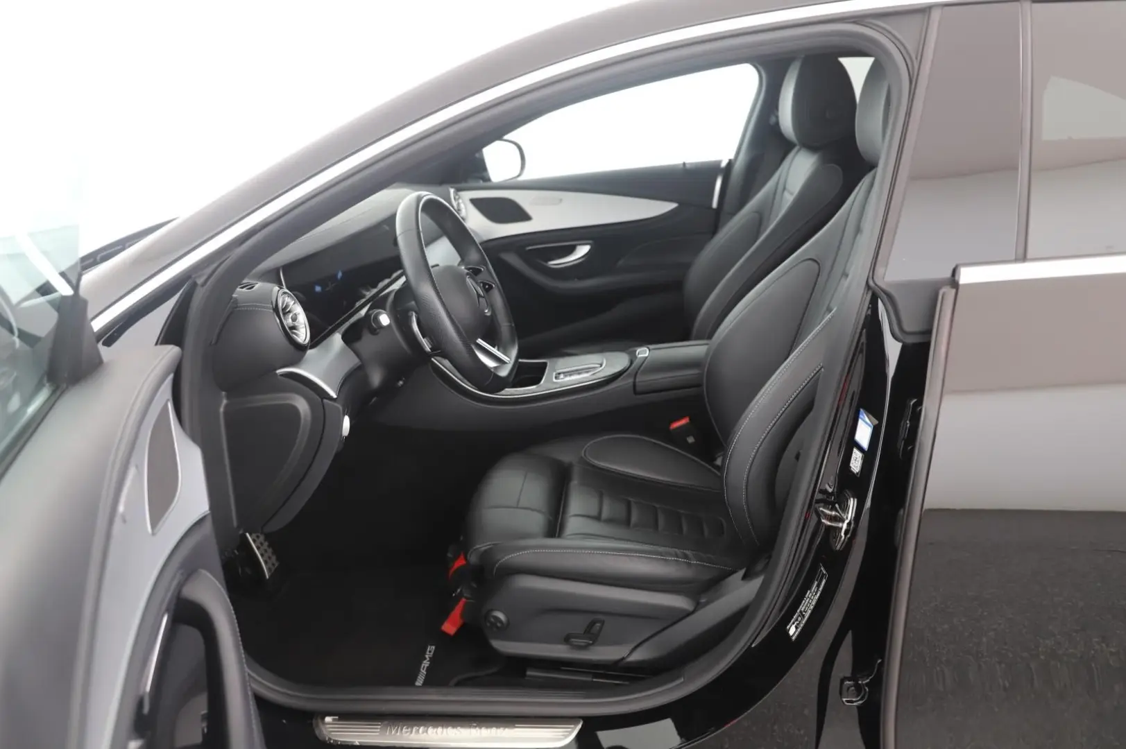 CLS 450 4M AMG Line2x HUD Distro 360 SHD LED 19'