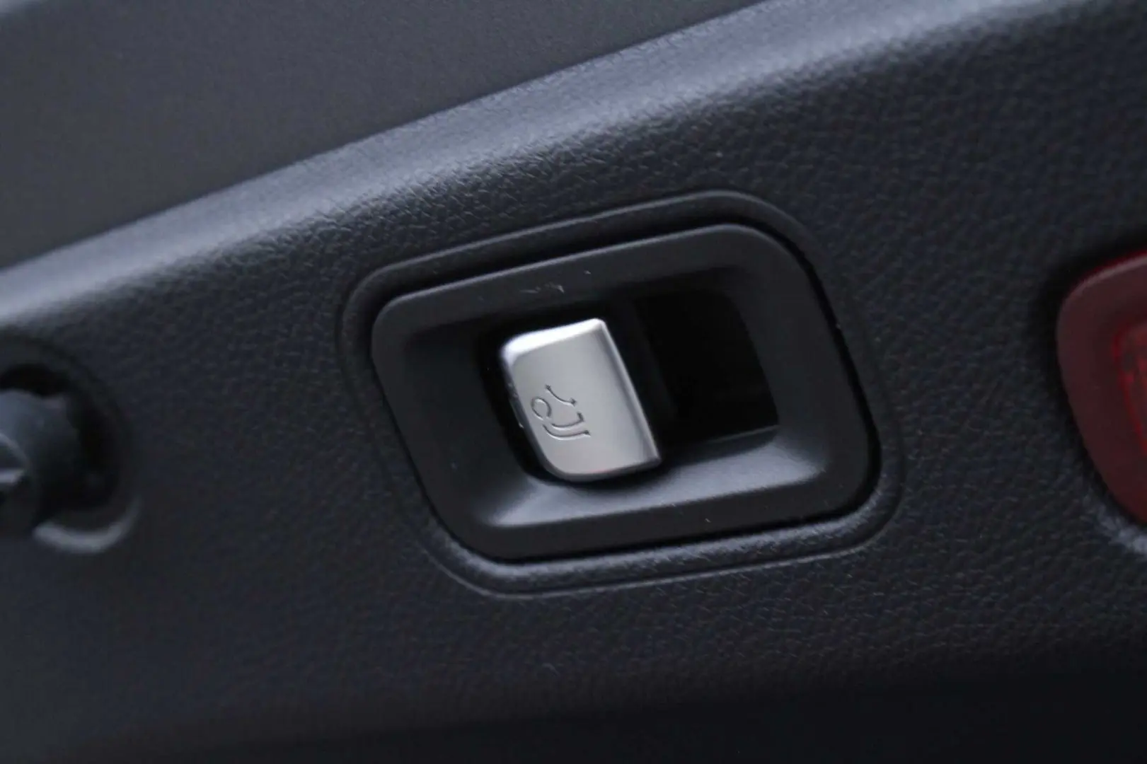 CLS 53 AMG 4Matic   STANDHZ.   360    BURMESTER