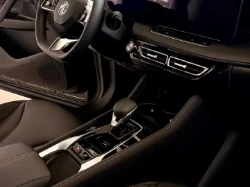Mg EHS SUV 2024