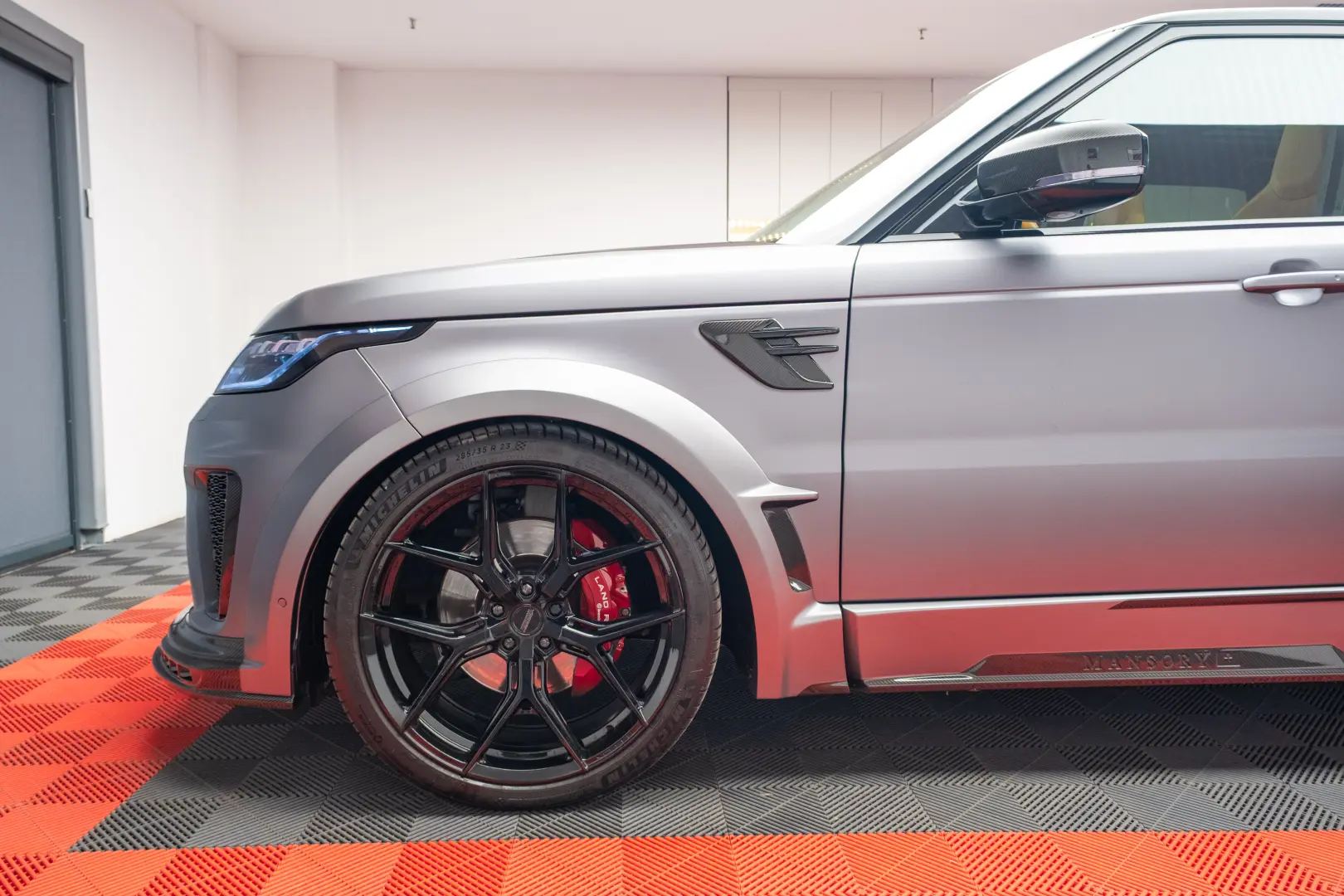 Land Rover Range Rover Sport  SVR Mansory