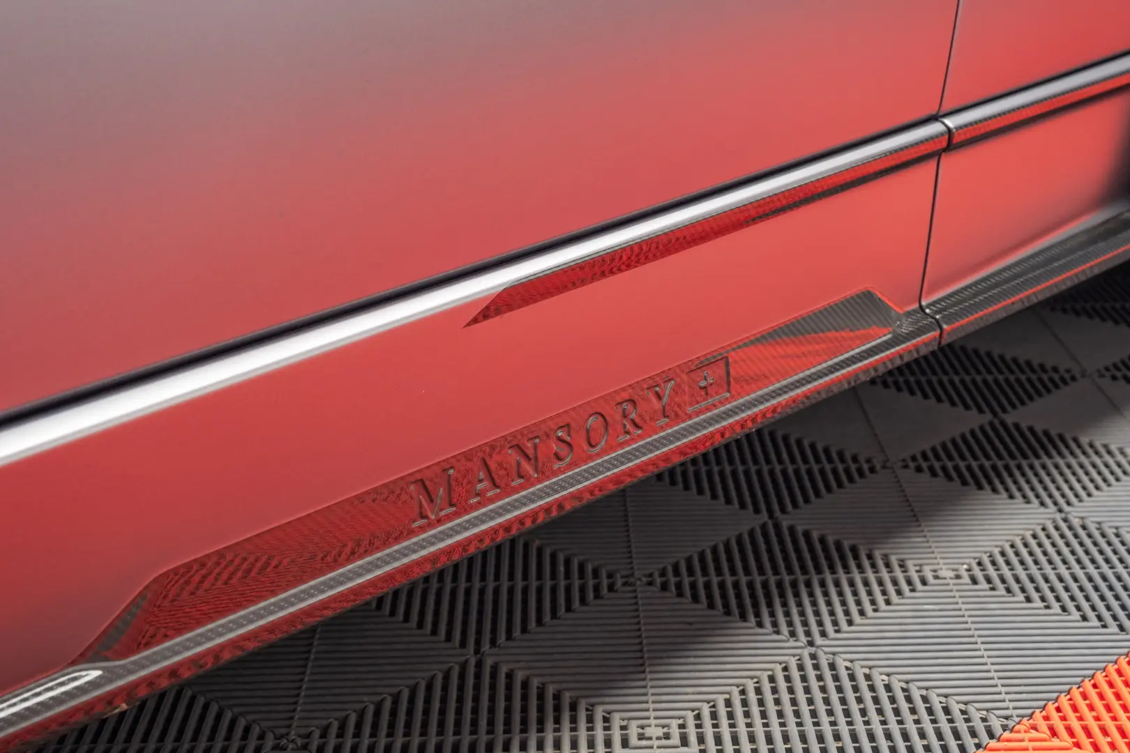 Land Rover Range Rover Sport  SVR Mansory