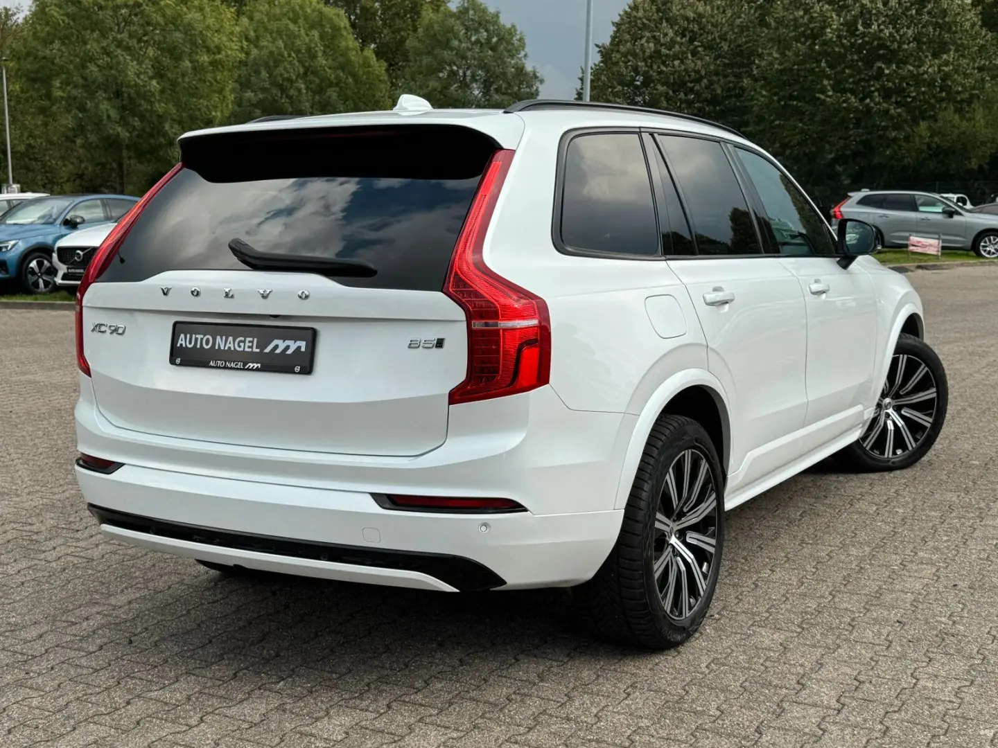 XC90 B5 AWD Plus Dark SD Keyless-Start Autom. BC