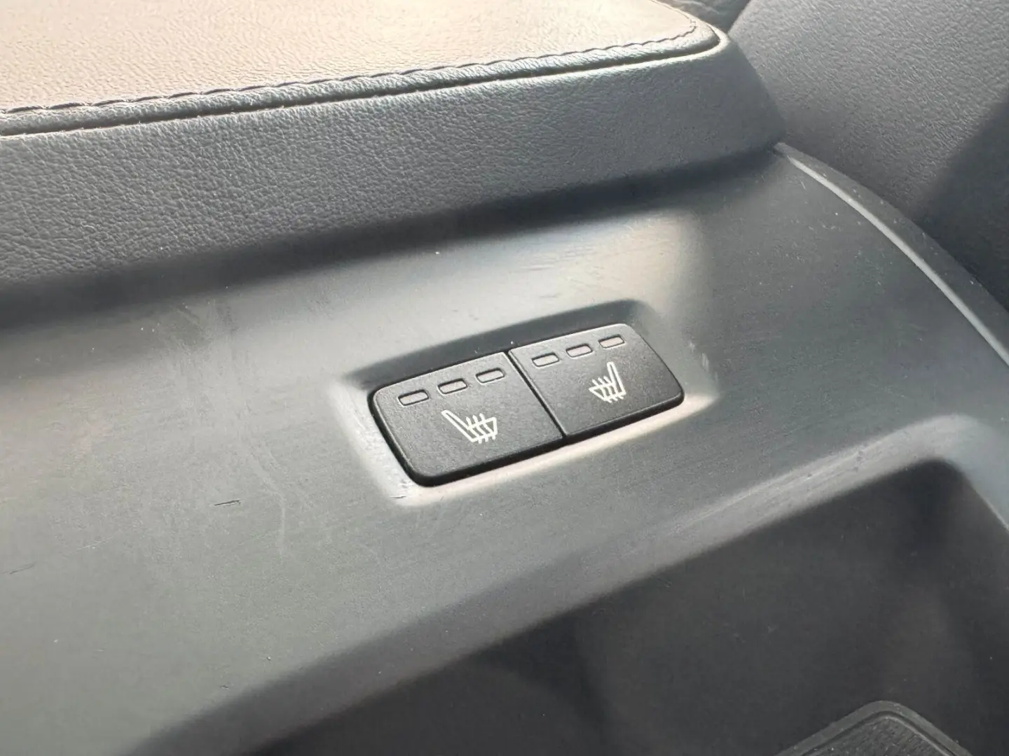 XC90 B5 AWD Plus Dark SD Keyless-Start Autom. BC