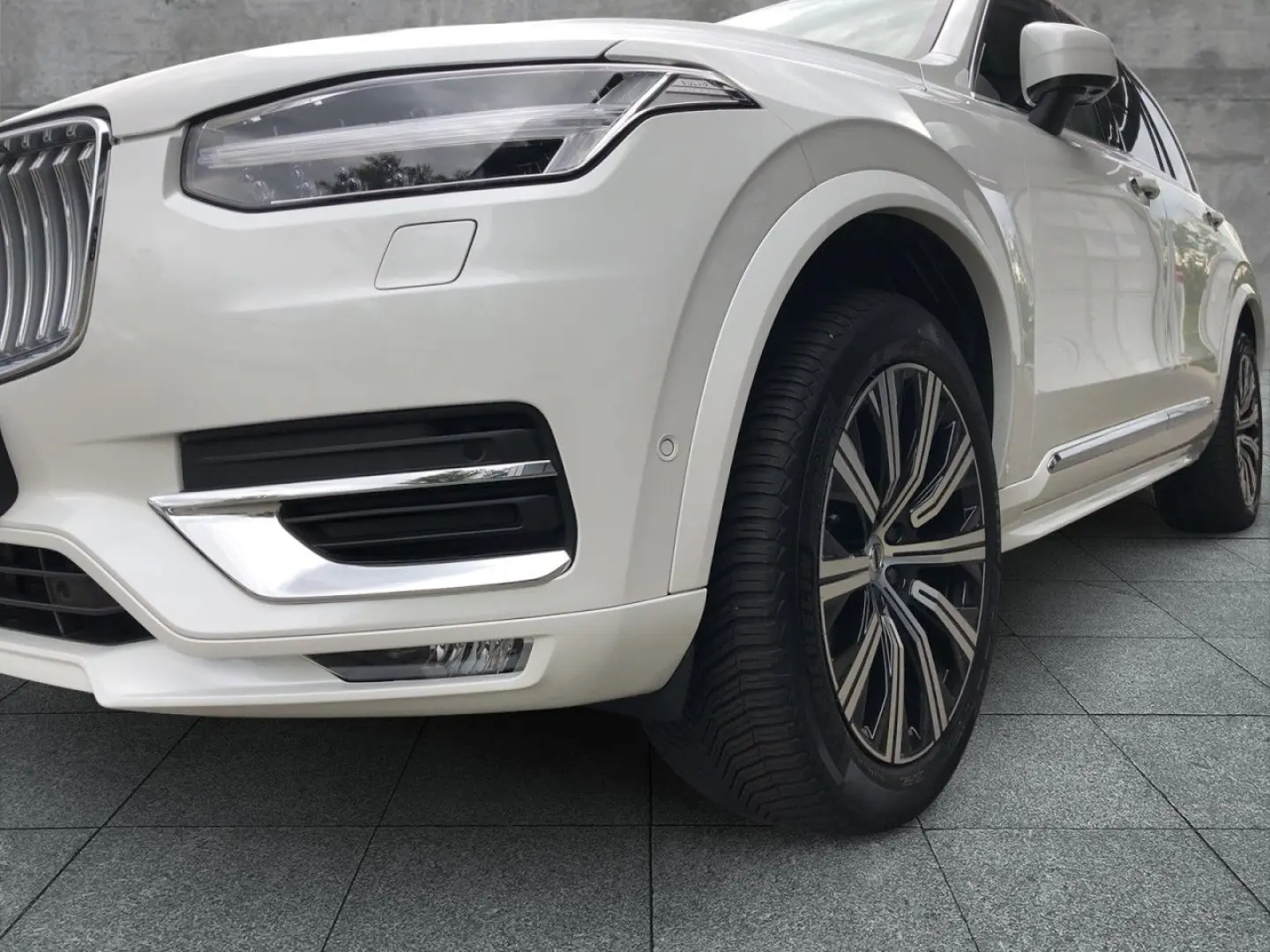 XC90 B5 (Diesel) AWD Plus Bright (EURO 6d)