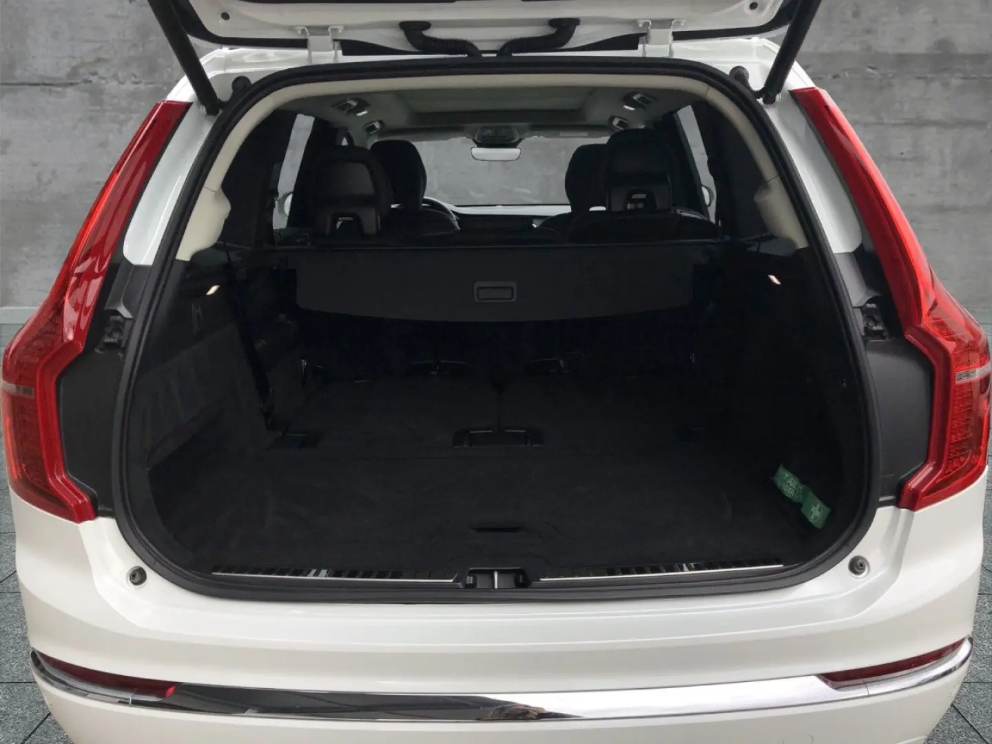 XC90 B5 (Diesel) AWD Plus Bright (EURO 6d)