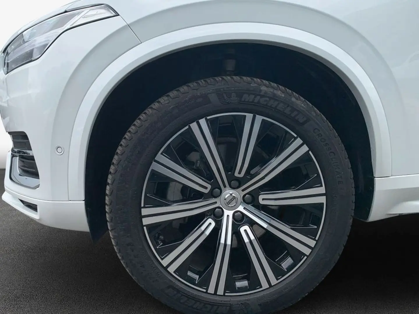 XC90 B5 D AWD Plus Bright