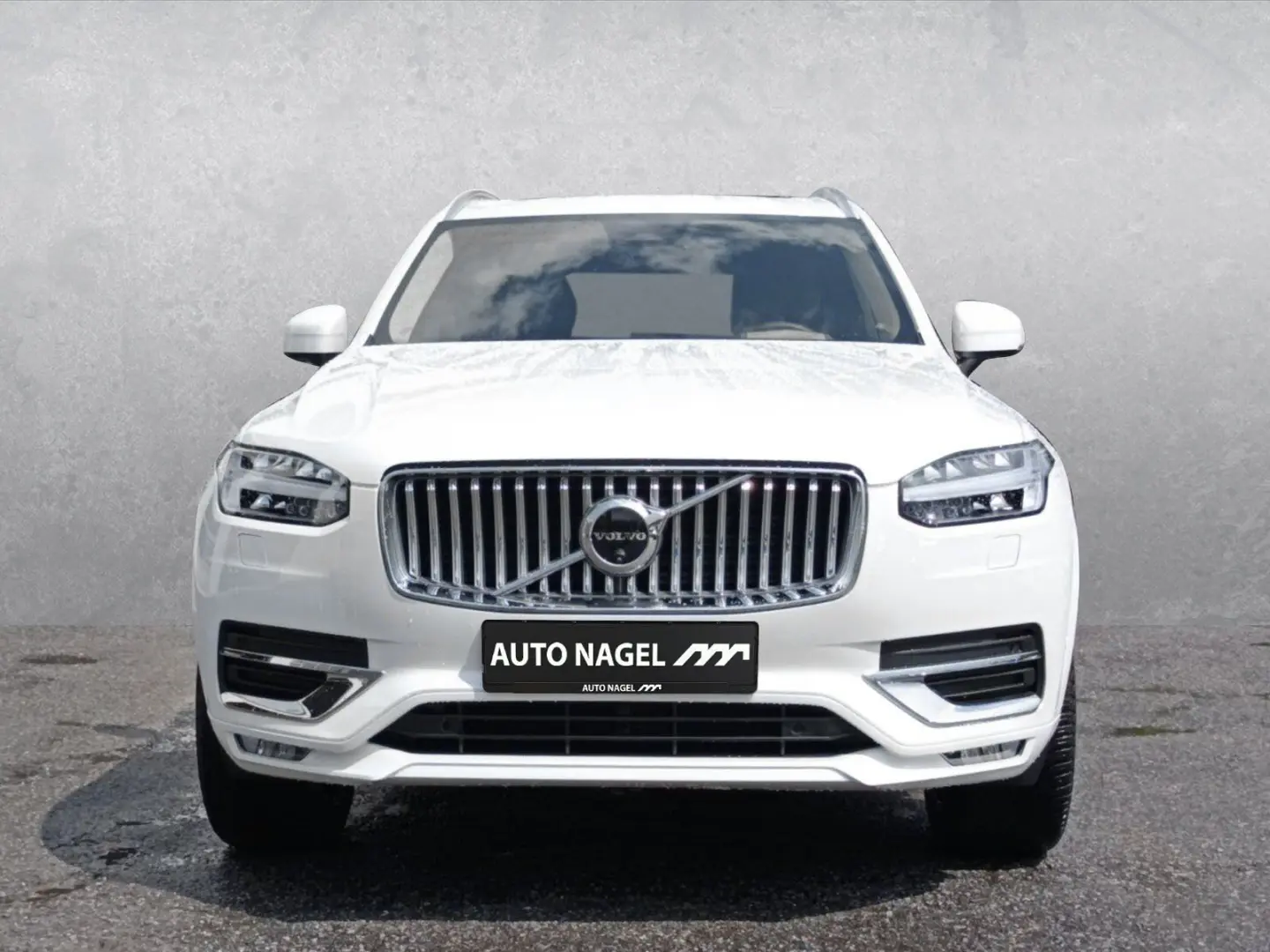 XC90 Diesel AWD Plus Bright Pano 36