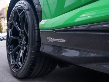Urus Performante   Carbon   Lamborghini Nürnberg
