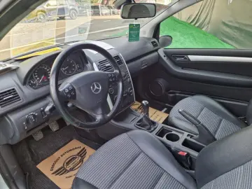 Mercedes-Benz A