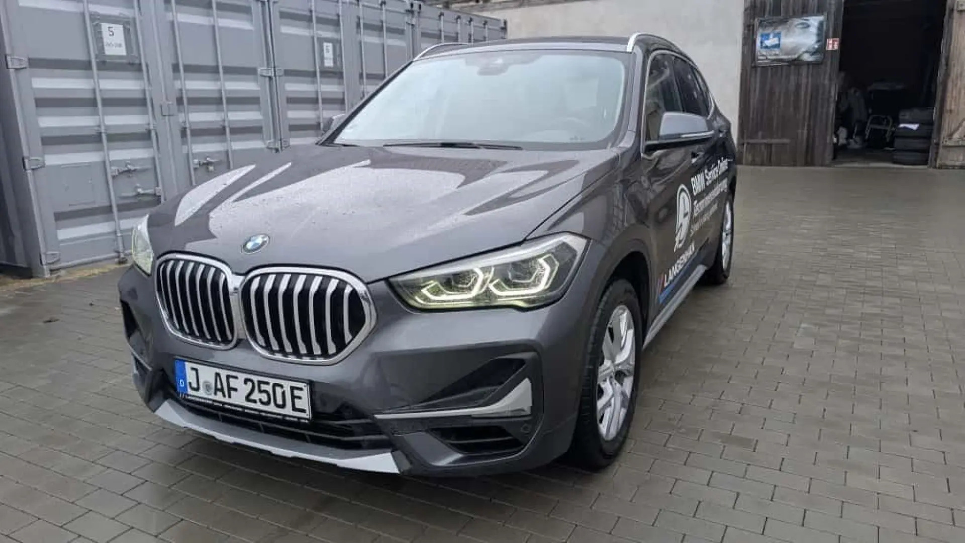 X1 xDrive25e xLine