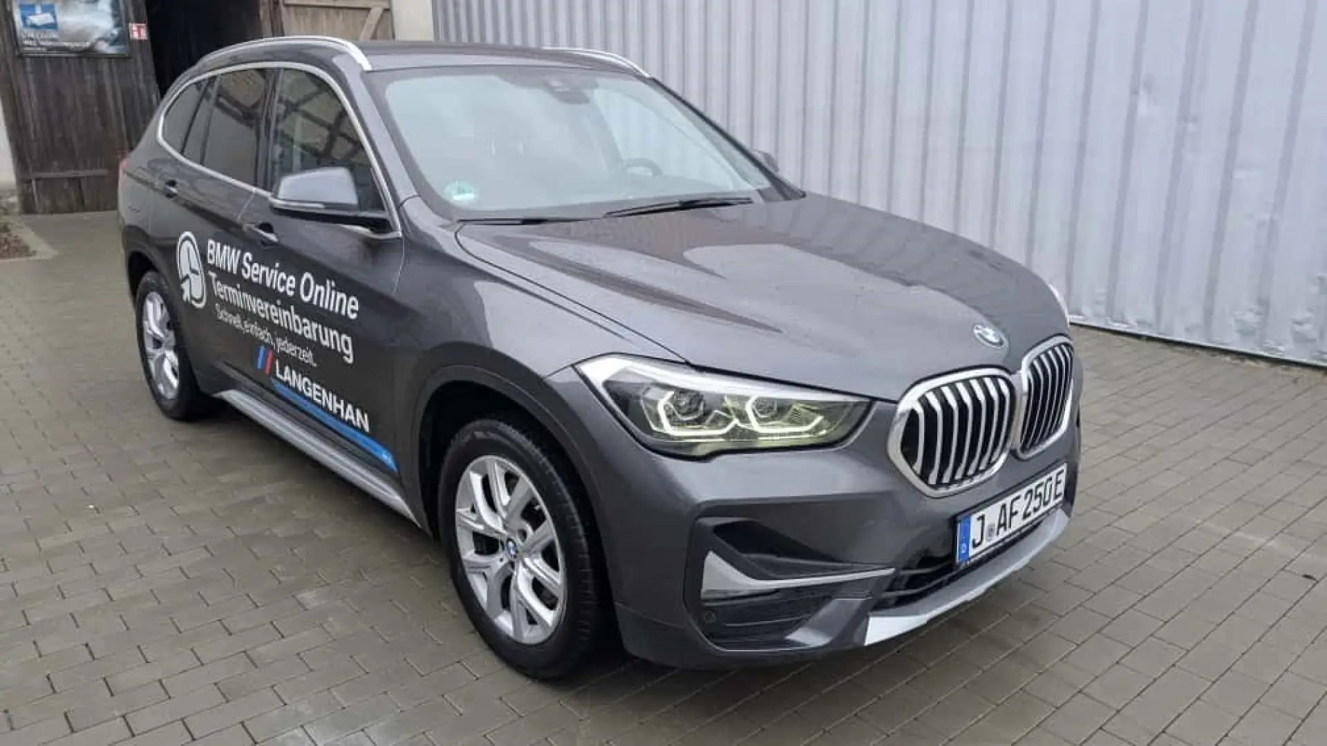 X1 xDrive25e xLine