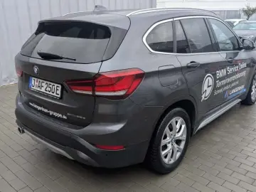 X1 xDrive25e xLine