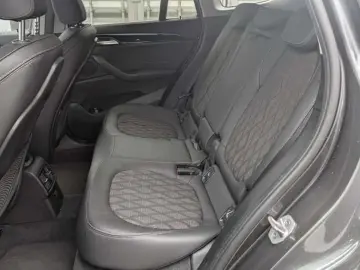 X1 xDrive25e xLine