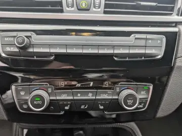 X1 xDrive25e xLine