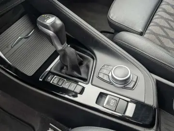 X1 xDrive25e xLine