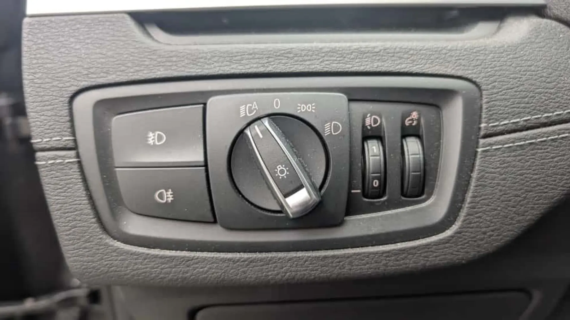 X1 xDrive25e xLine