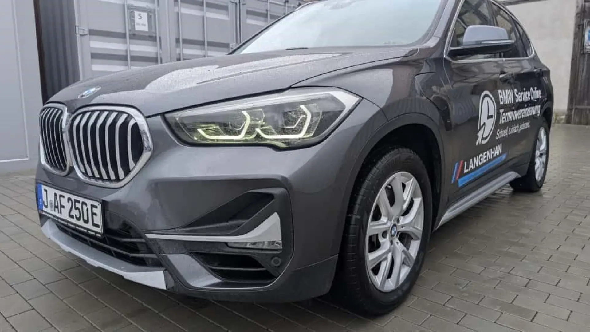 X1 xDrive25e xLine
