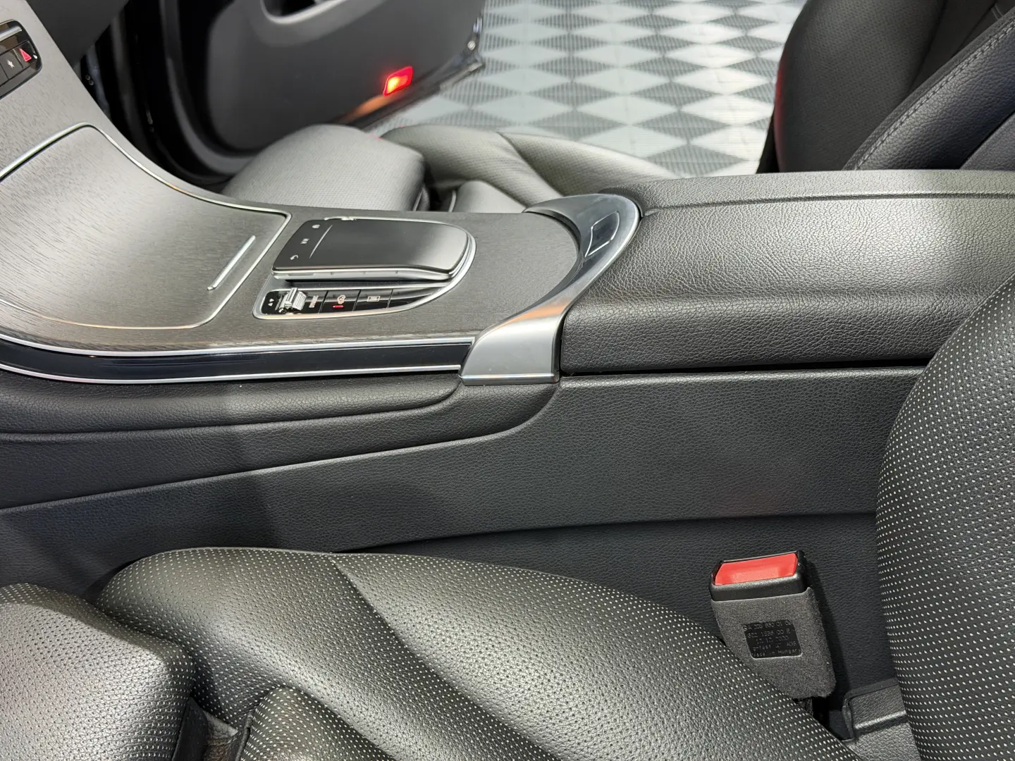 Mercedes-Benz GLC 300 de 4Matic 9G-TRONIC