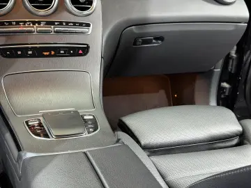 Mercedes-Benz GLC 300 de 4Matic 9G-TRONIC