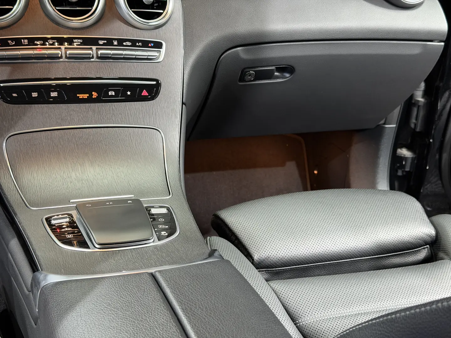 Mercedes-Benz GLC 300 de 4Matic 9G-TRONIC
