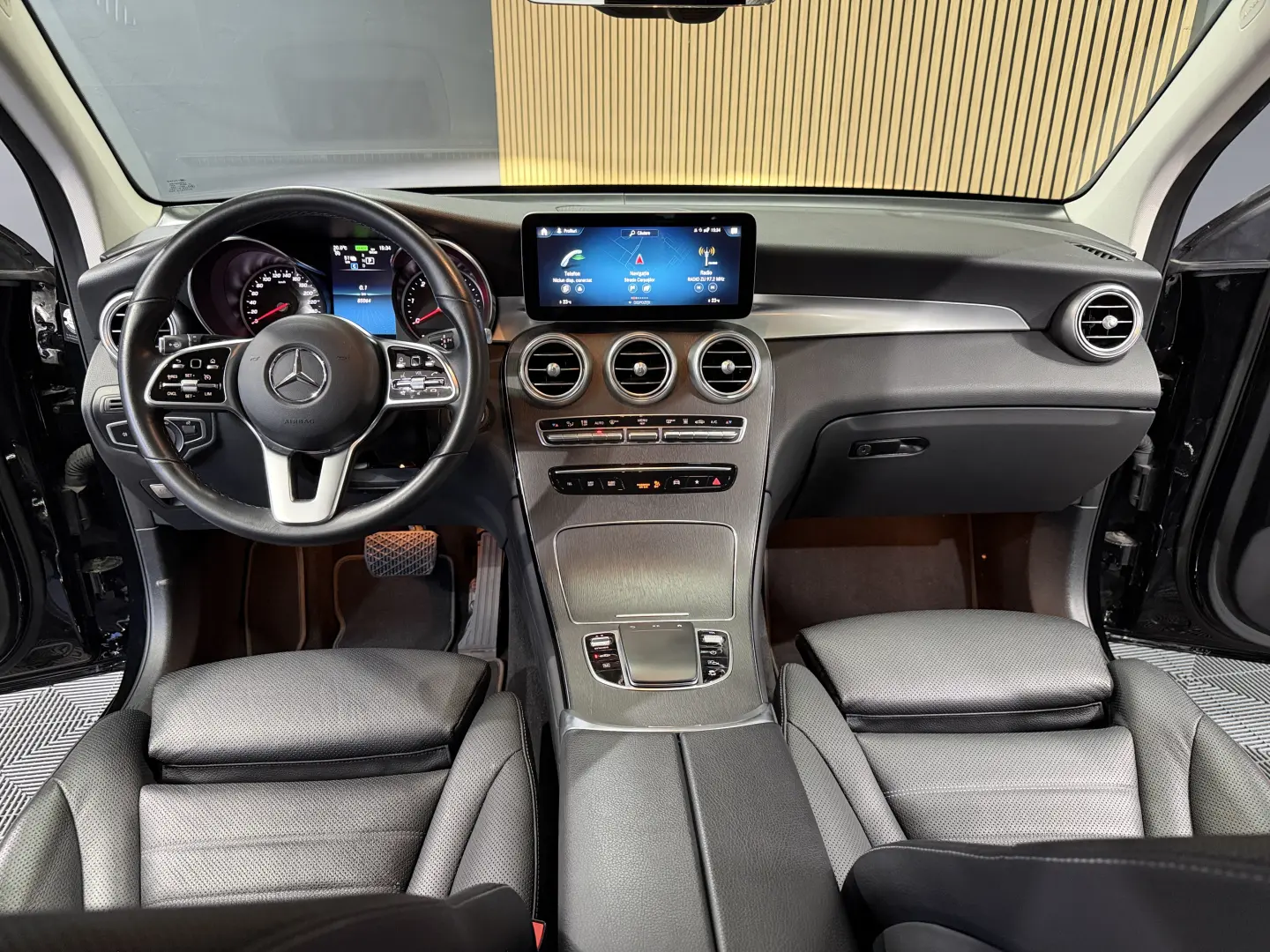 Mercedes-Benz GLC 300 de 4Matic 9G-TRONIC