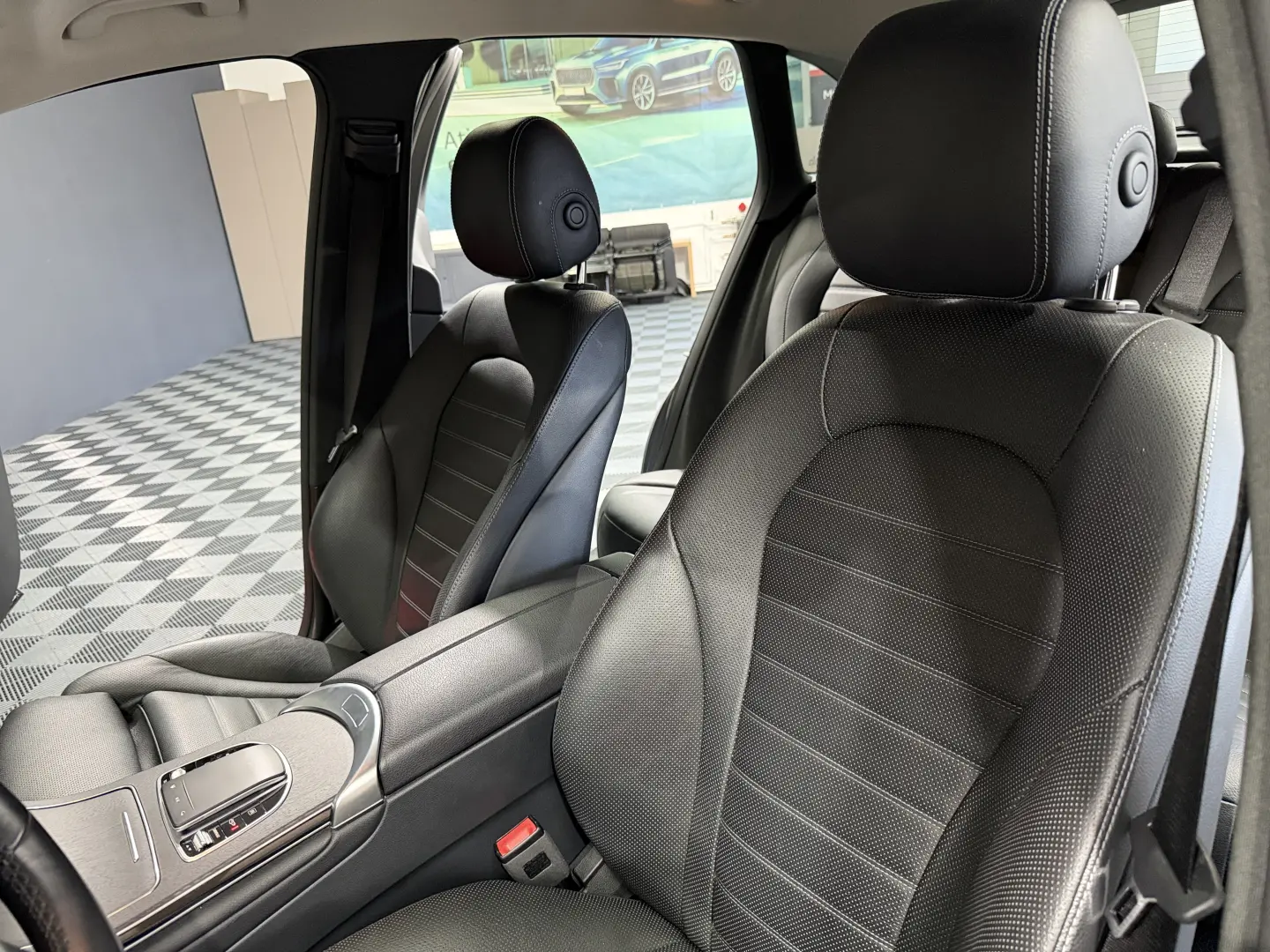 Mercedes-Benz GLC 300 de 4Matic 9G-TRONIC