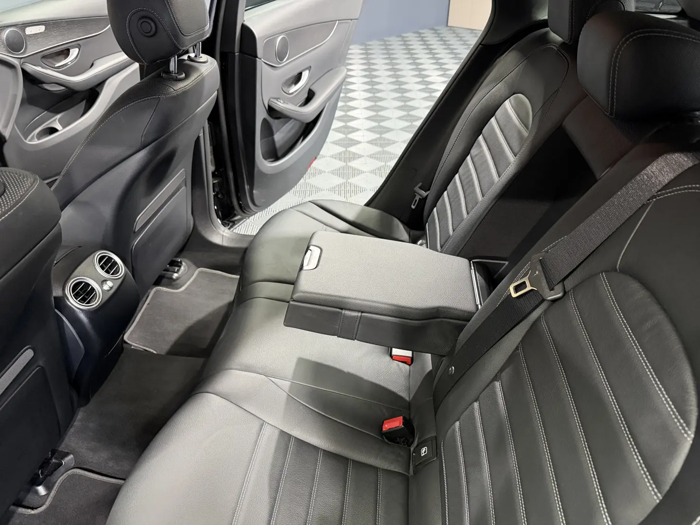 Mercedes-Benz GLC 300 de 4Matic 9G-TRONIC