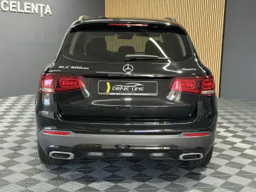 Mercedes-Benz GLC 300 de 4Matic 9G-TRONIC