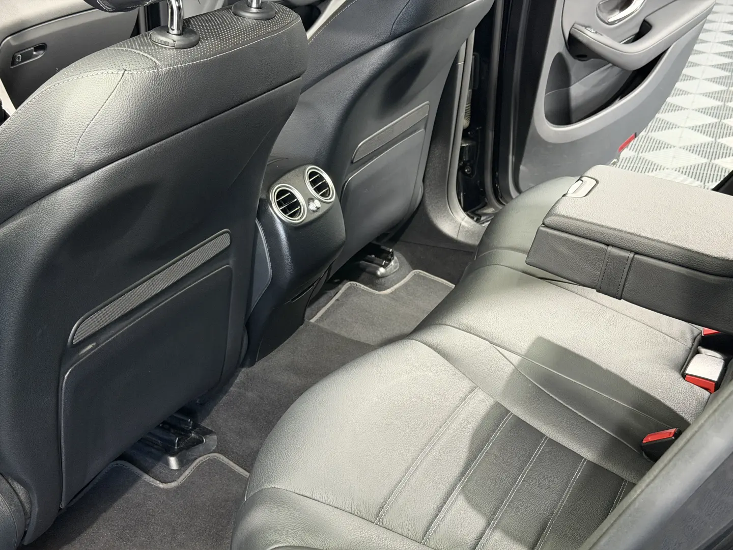 Mercedes-Benz GLC 300 de 4Matic 9G-TRONIC