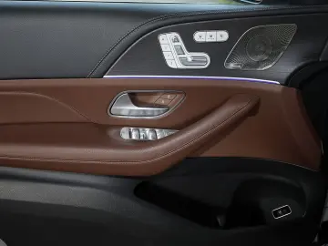 GLE 450 d 4M AMG HEADUP PANORAMA DISTRONIC 20