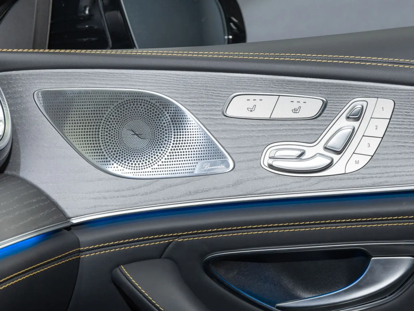 AMG GT 63 S E Performance Multibeam Distro Pano