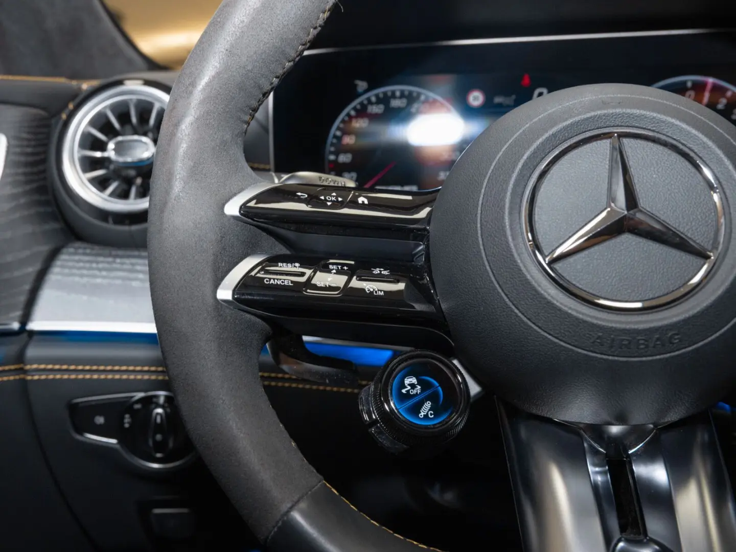 AMG GT 63 S E Performance Multibeam Distro Pano